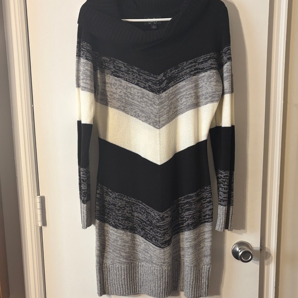 by & by Black, Gray, and Cream Long Sleeve Dress